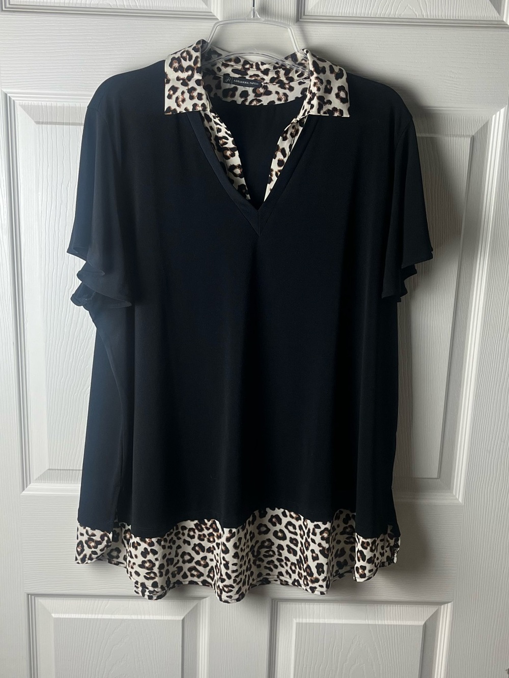 Black Leopard-Trim V-Neck Women's Top
